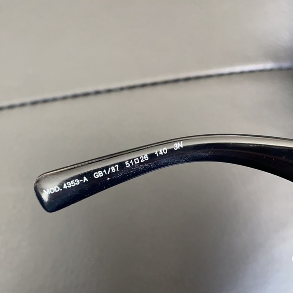 Authentic Versace women’s sunglasses - Picture 10 of 12